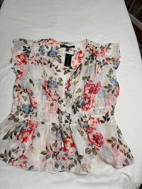 White House Black Market Tops - White House Black Market Floral V-Neck Peplum Blouse - White/Pink/Blue